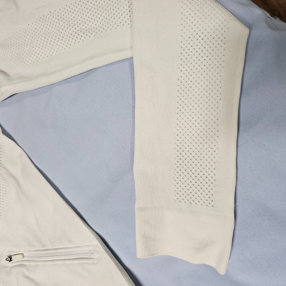 Lululemon Ventilate Hooded Jacket Women Size 6 White Perforated - Picture 12 of 14